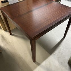 Solid Wood Table w/Leaf Extension & Leather Chair Set