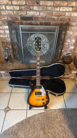GRETSCH Electromatic ( SKB hard shell case included). Homework done please see description.