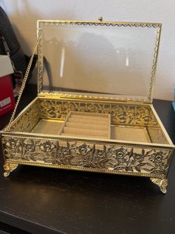 Jewelry box - new never used. $10
