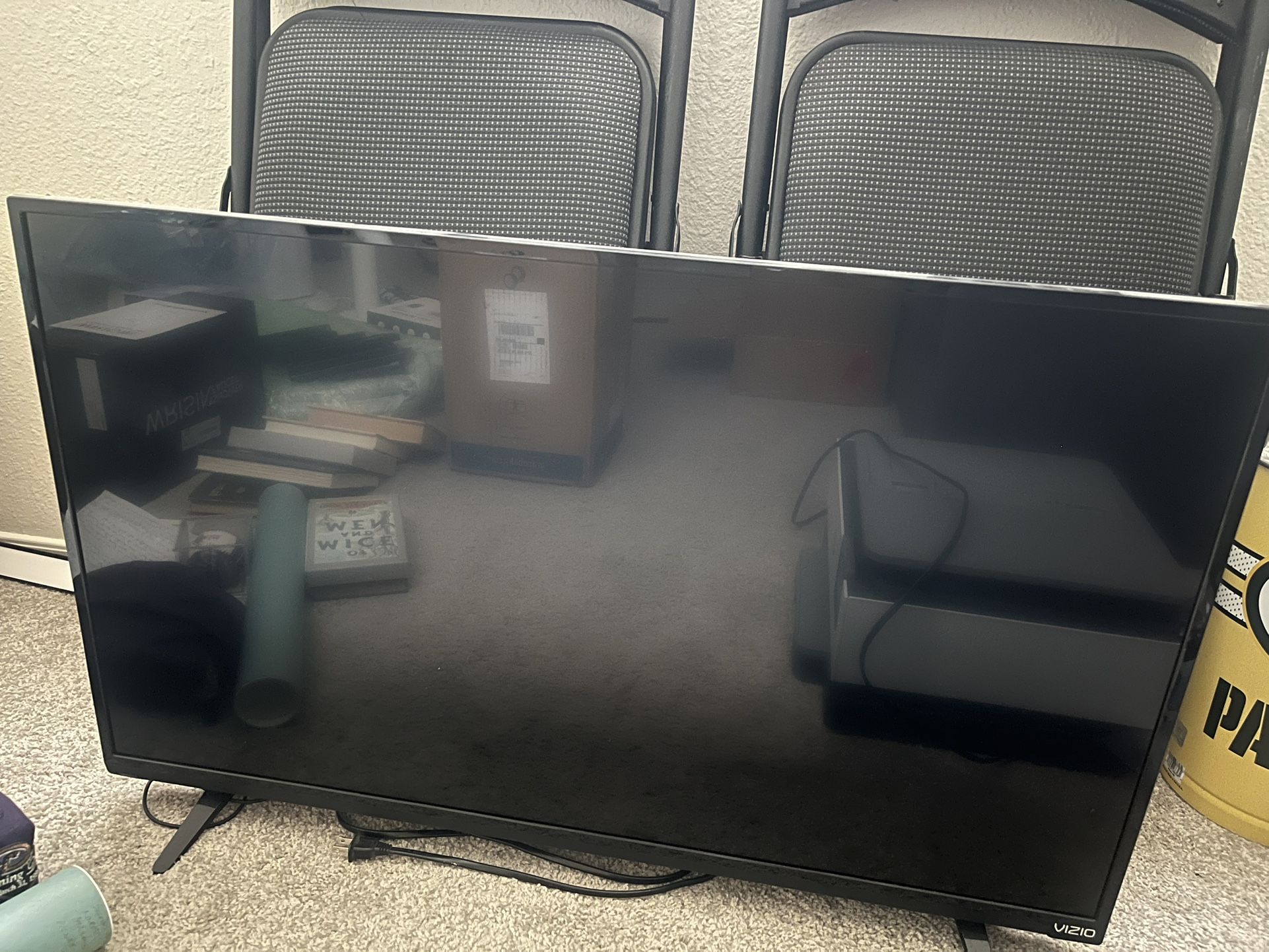 Vizio 38in TV