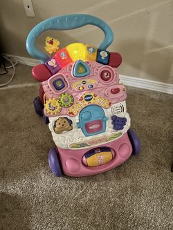 Baby walker, stroll and discover
