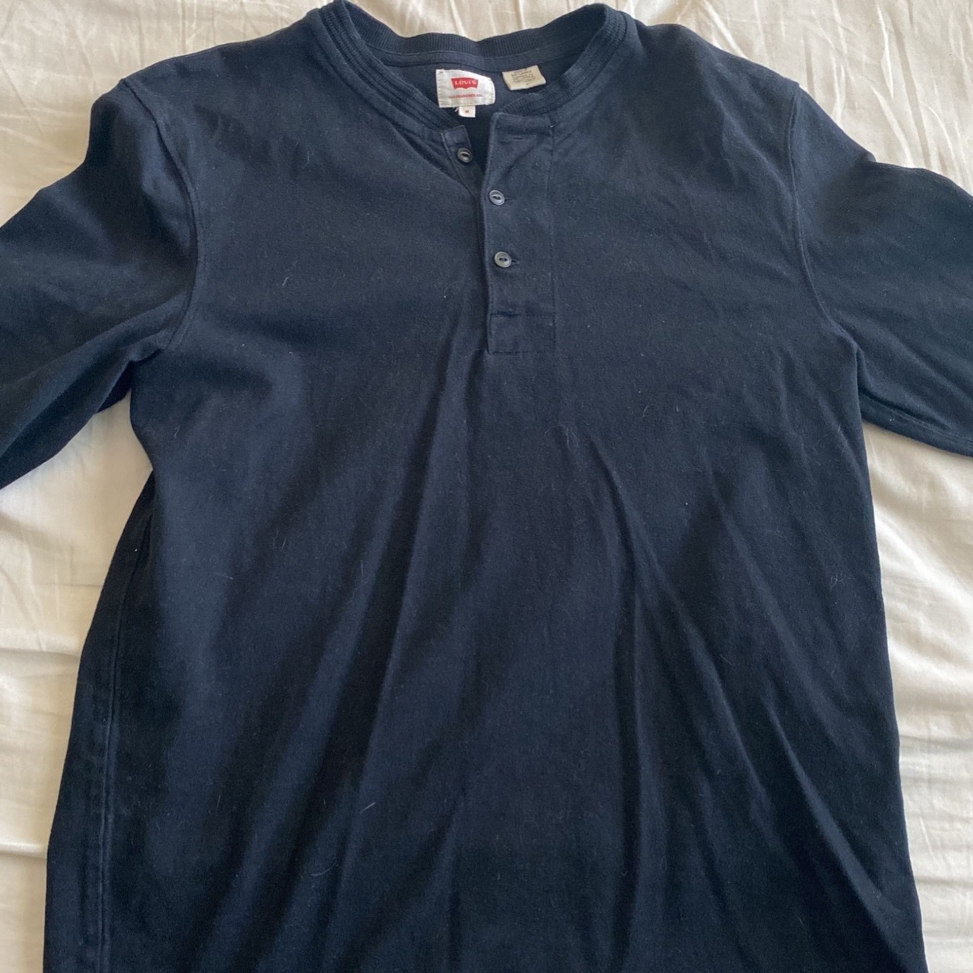 All Black Long Sleeve Levi’s Shirt