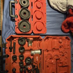 Milwaukee Knockout Set 1/2"- 4"
