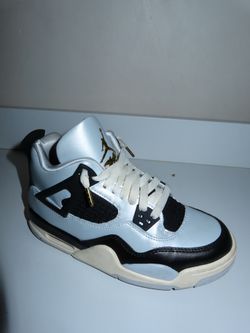 AIR JORDAN 4 RETRO (GS) PURE PLATINUM/METALLIC GOLD PLATINE PUR/NOIR/OR METALLIQUE