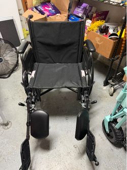 Wide wheelchair
