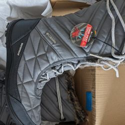 Brand New Columbia Omni Heat Winter Boots 8.5