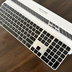 Apple Magic Keyboard