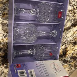 Crystal Sets ( Wineglasses, Candle Holder Etc)