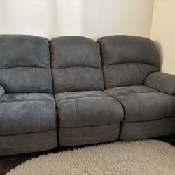 Reclining Couch 