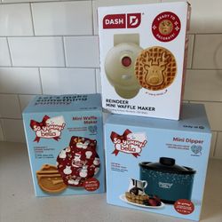 2 mini waffle maker and 1 mini dipper