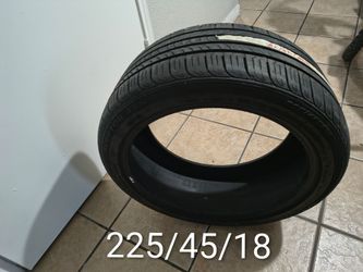 225/45/18 ❗ ONLY 1 TIRE AVAILABLE ❗