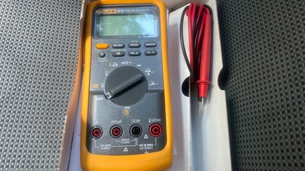 Fluke 87V Multimeter