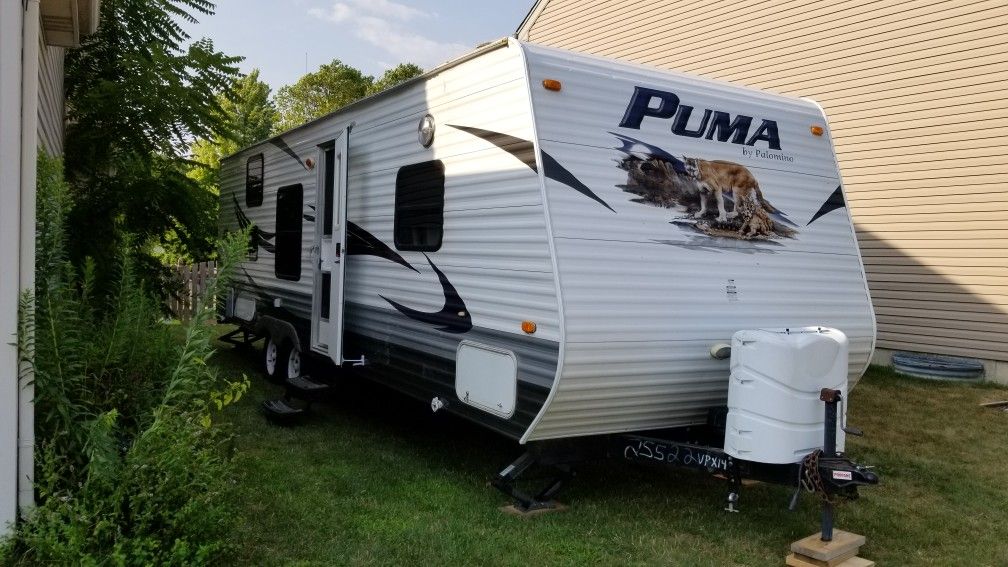 2010 puma palomino 27fq camper