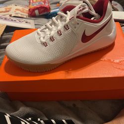Brand New Nike Air Zoom Hyper Ace 2 SE