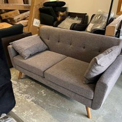 65" W Loveseat Sofa Couch