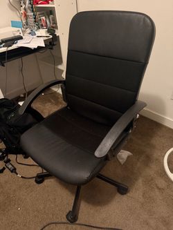 Black Office Chair with Armrests