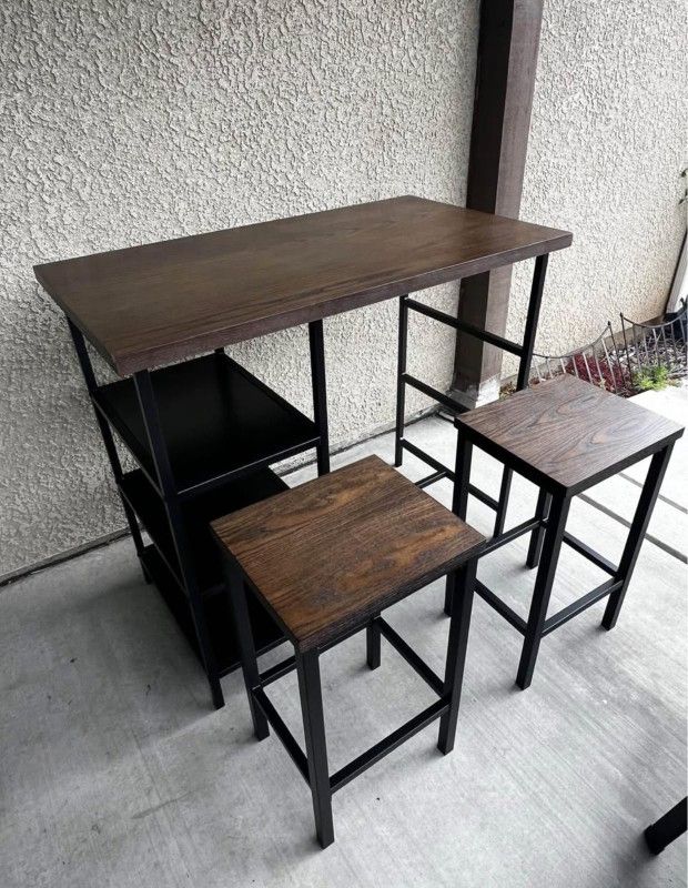Bar Table Set With 2 Bar Chair