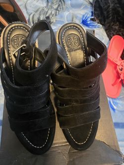 Tory Burch New Wedge Size 8