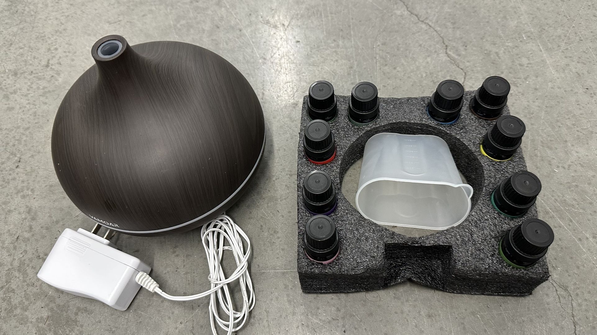 Aroma Diffuser w/Multiple Scents