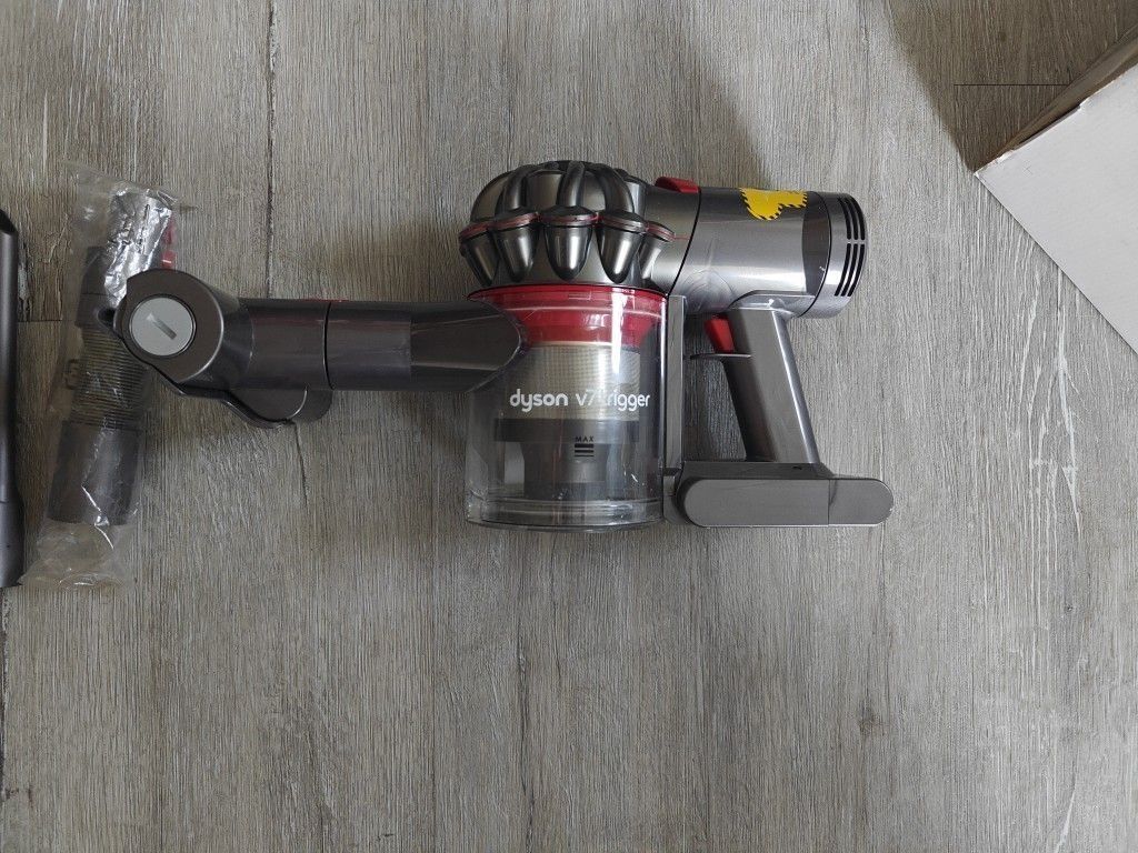 DYSON V7 Trigger Handheld Vacuum