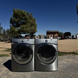 Whirlpool Washer And Gas Dryer Set 