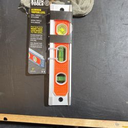 935R Klein Tools Level Torpedo