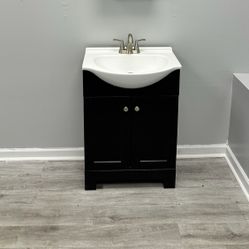 ✨ Transform Your Bathroom with the Perfect Vanity Sink ✨ $250 Each