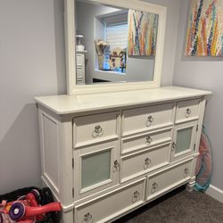 Ashley Furniture Heavy Duty Dresser