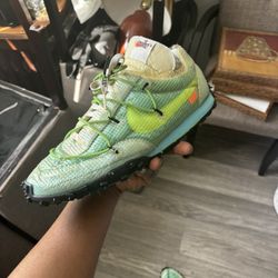 Off-white  Runners 