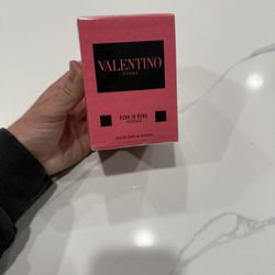 Valentino Donna Pink Cologne