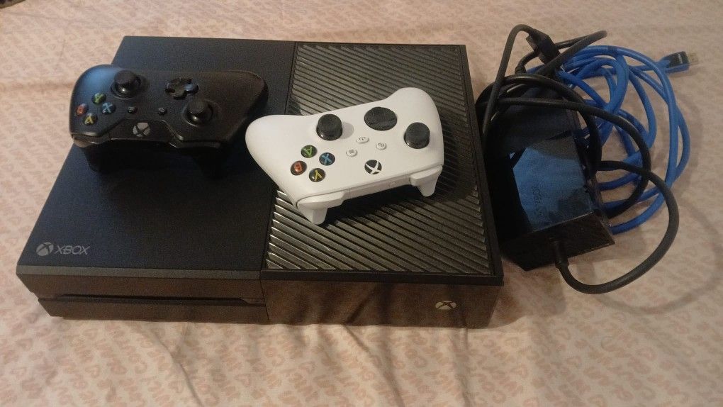 VENDO X BOX JUEGOS INCLUIDOS