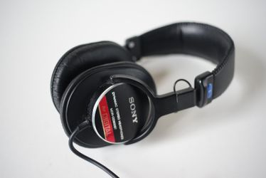 Sony MDR-CD900ST Headphones Earbuds