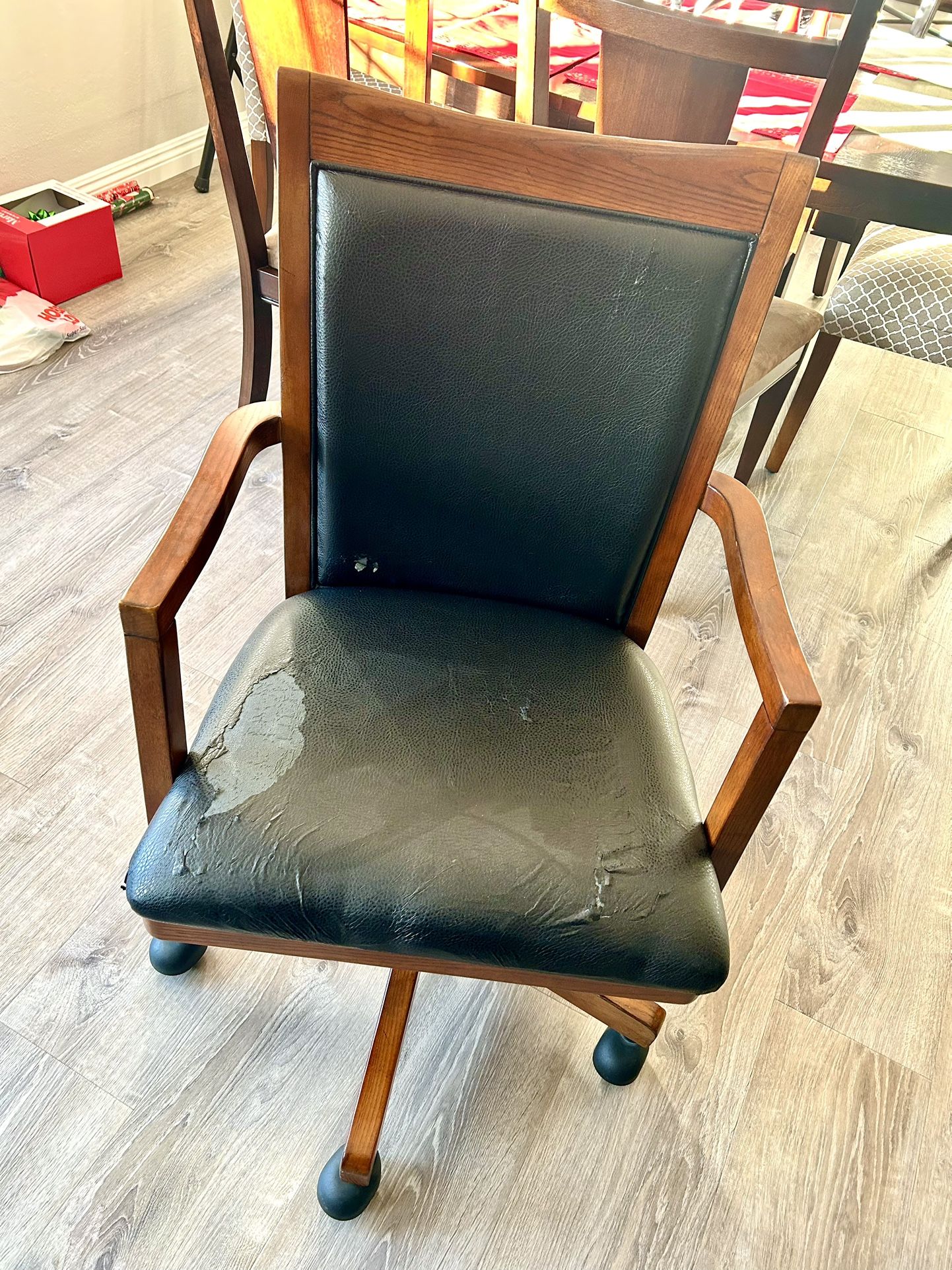 Office/Desk Chair-FREE
