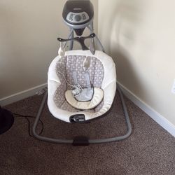 Baby Rocker Like New 