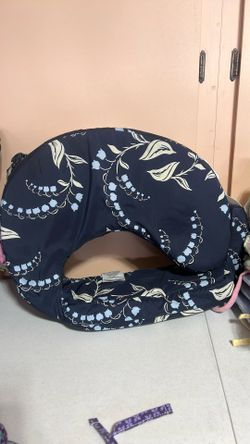 Breast Feeding Pillow
