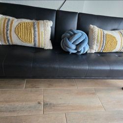 Black  Leather sofa / West Miami Area