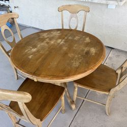 Table & 4 Chairs With Built In Leaf 