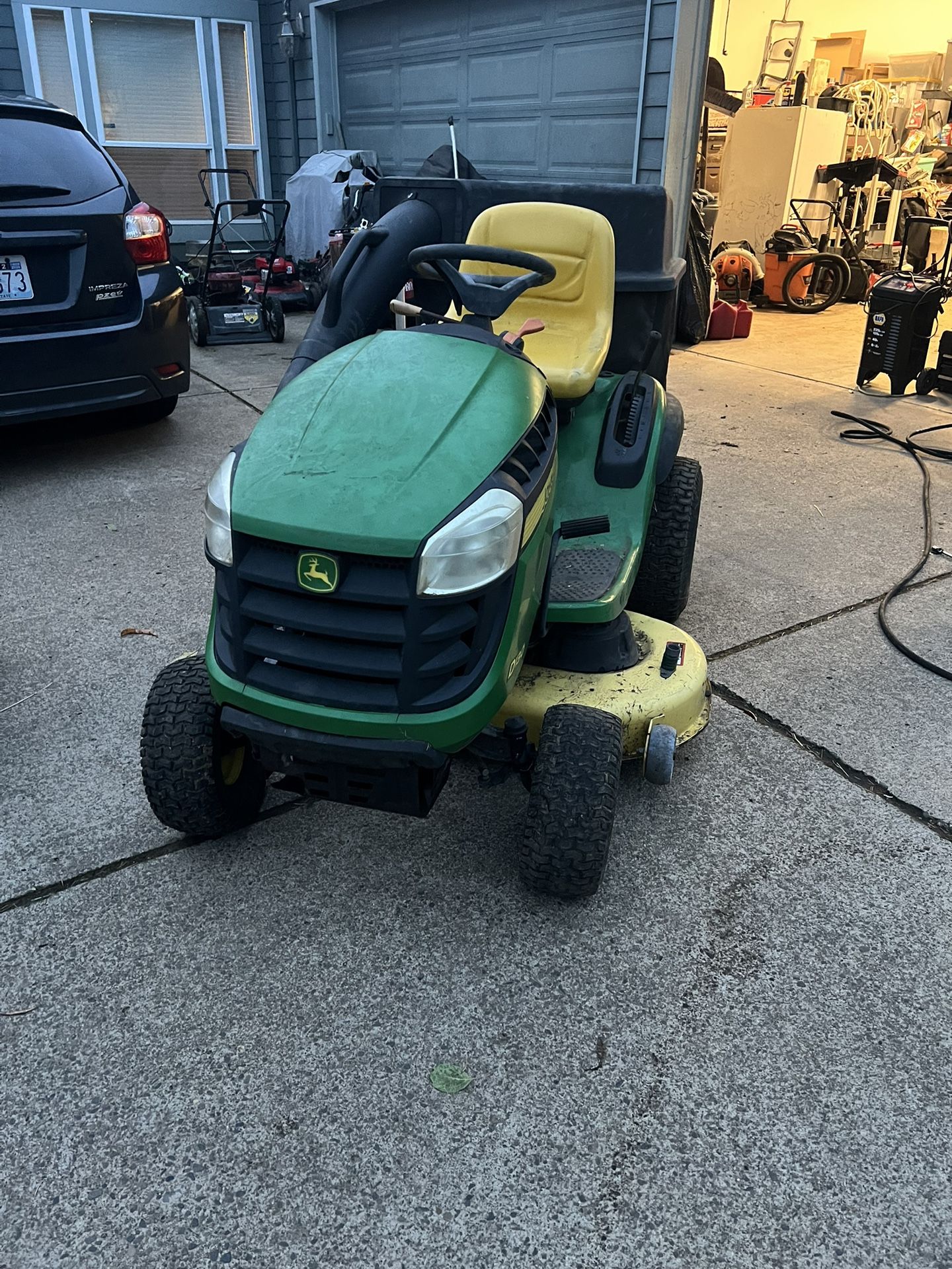 John Deere Riding Mower