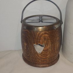 Antique Ice Bucket Oak Wood w/ Shield Crest Porcelain Lined w/ Lid Vintage