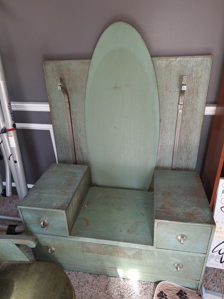 Vintage Vanity,missing Mirror
