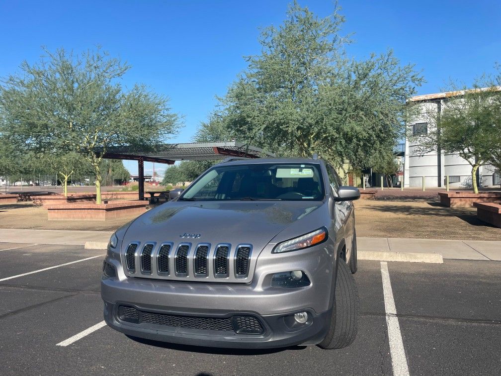 2018 Jeep Cherokee