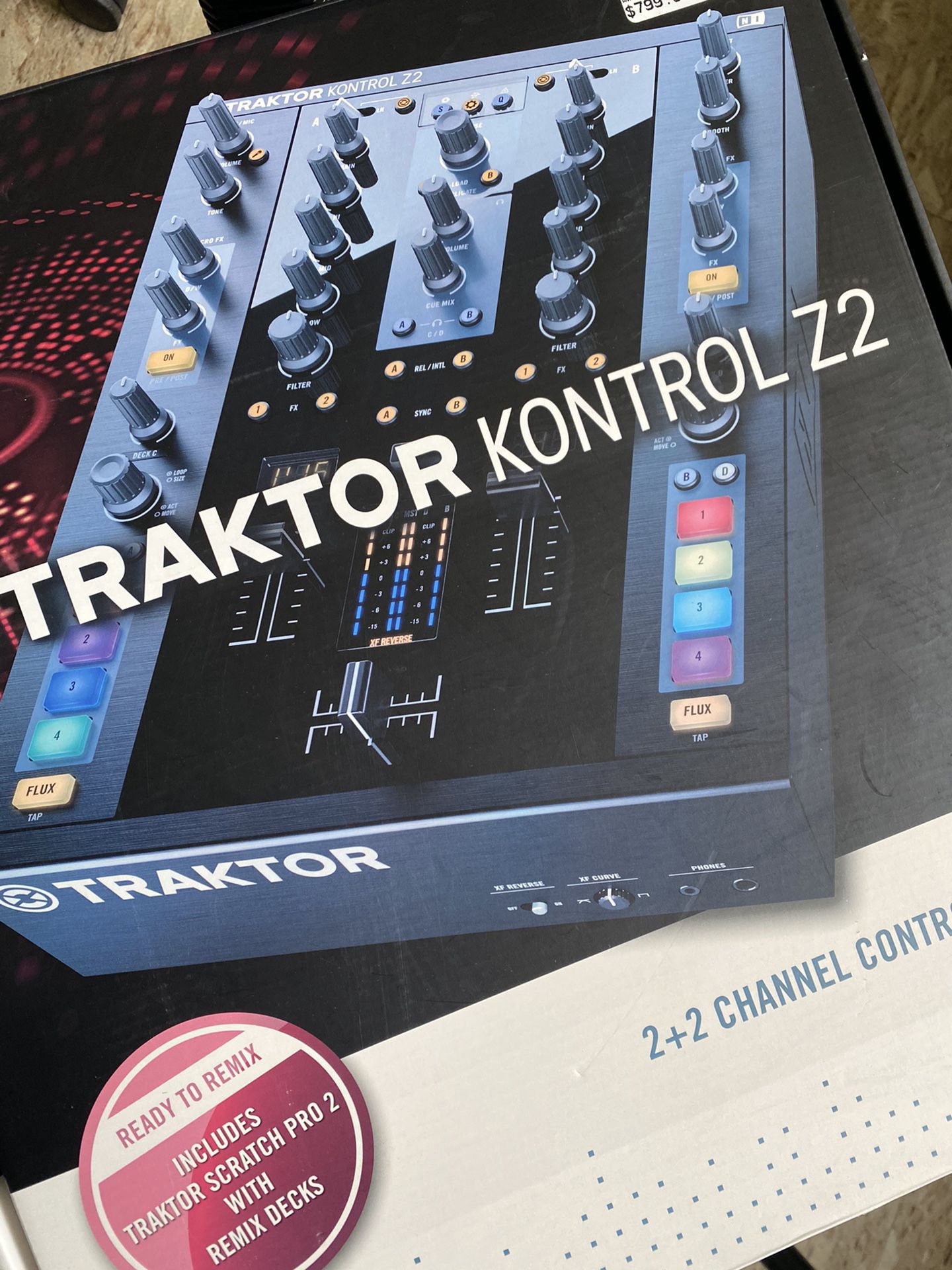 Native Instruments Traktor Kontrol Z2 DJ Mixer/Controller