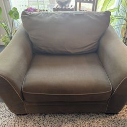 Free Comfy Chair!