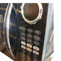 Sunbeam Microwave .9cu Black 900W