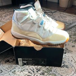 Air Jordan 11 Size 10 .5 Columbia Blue 