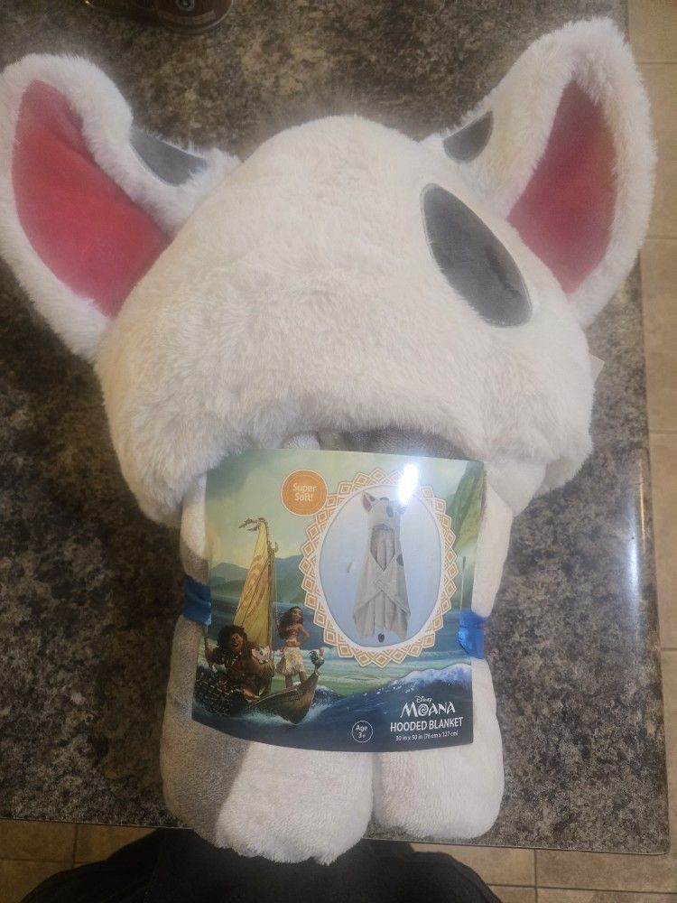 Moana Hooded Blanket