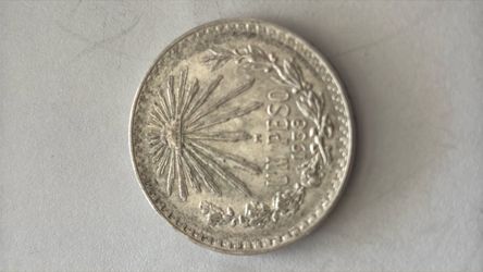 1938 Mexico 1 Un Peso Silver Coin Cap Rays Eagle & Snake ASW 0.386 Oz