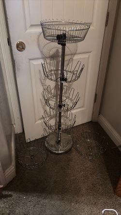 Shoe rack holds 36 pairs and 1 basket