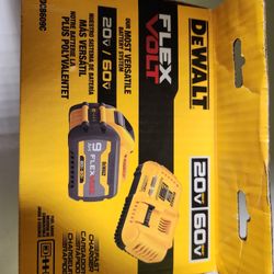 Brand New Dewalt 9hr Flexvolt Battery And Fast Charger 