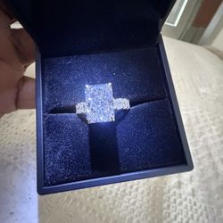 4.10 Carat Lab-Grown Diamond – IGI Certified Brand New Never Worn 